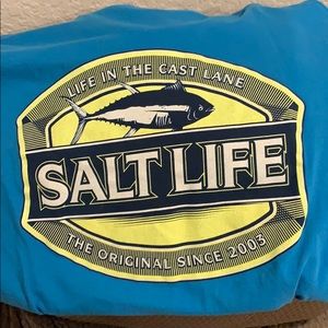 Men’s Salt Life shirt